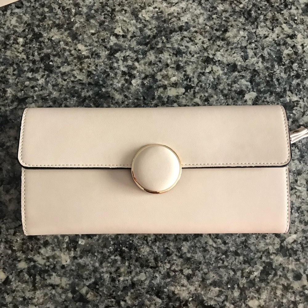 Italian Clutch